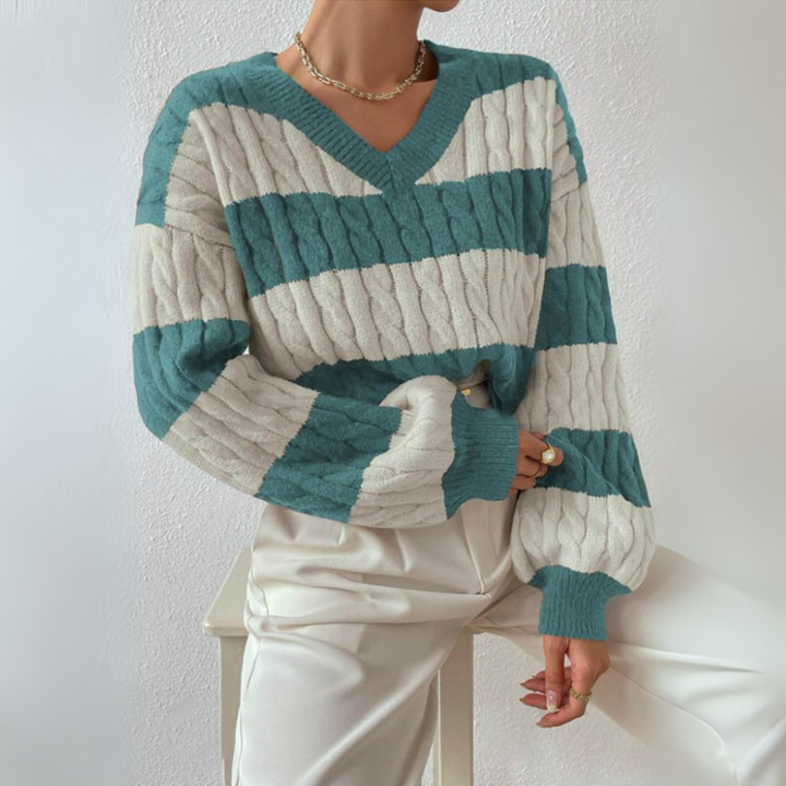 MORTA - Comfy V-Neck Long Sleeve Sweater
