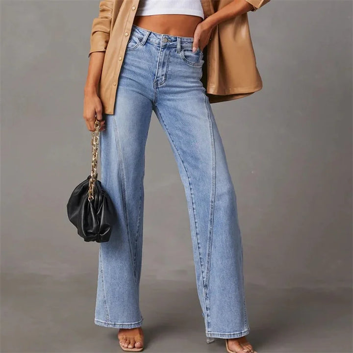 Nora Relaxed Flared Jeans with High Waist | Kylie & Marli