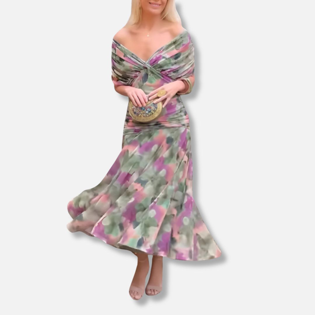 Luna - Elegant Dress With V-Neckline