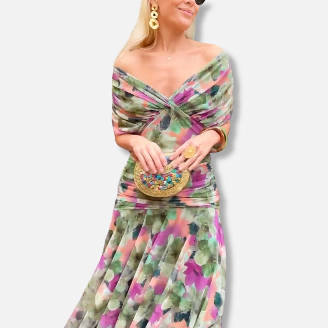 Luna - Elegant Dress With V-Neckline