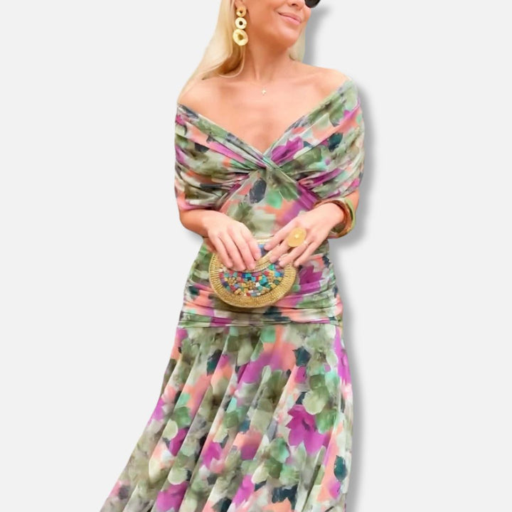 Luna - Elegant Dress With V-Neckline