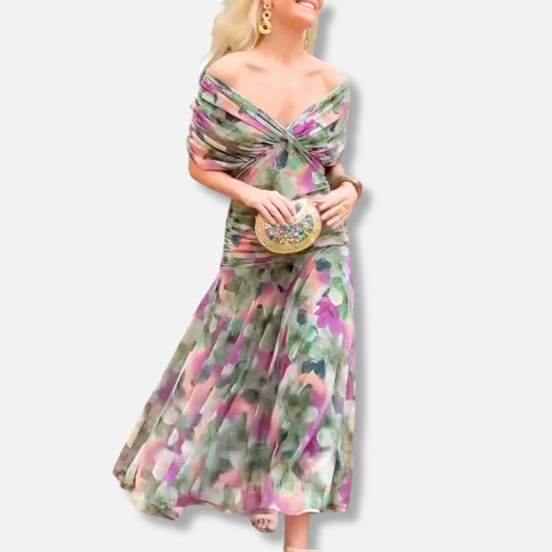 Luna - Elegant Dress With V-Neckline