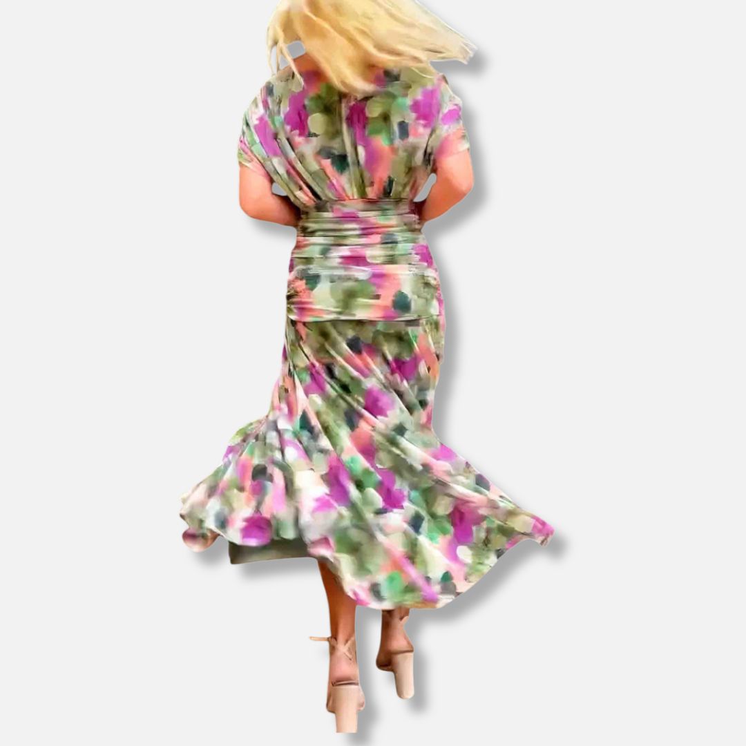 Luna - Elegant Dress With V-Neckline