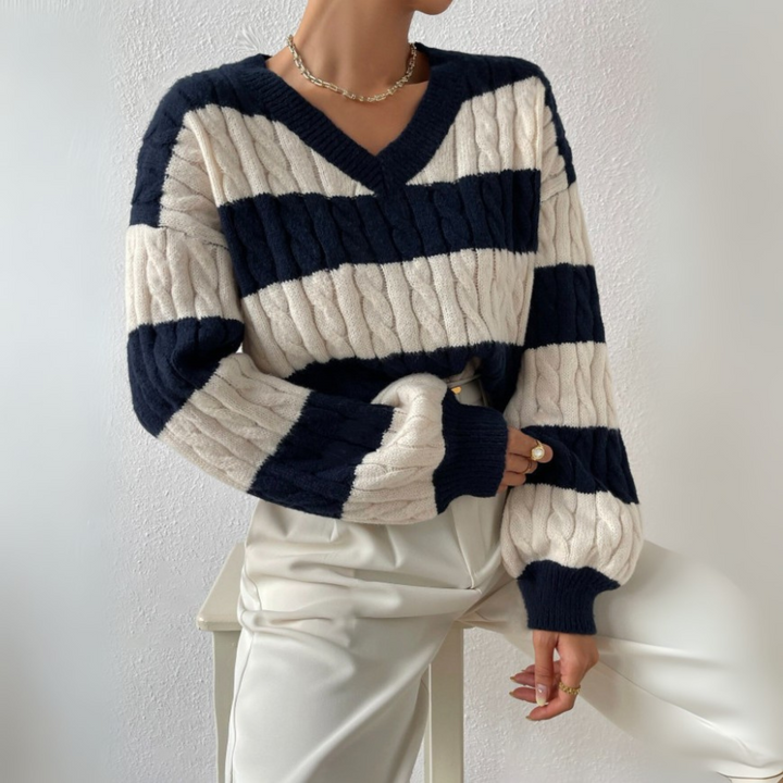 MORTA - Comfy V-Neck Long Sleeve Sweater