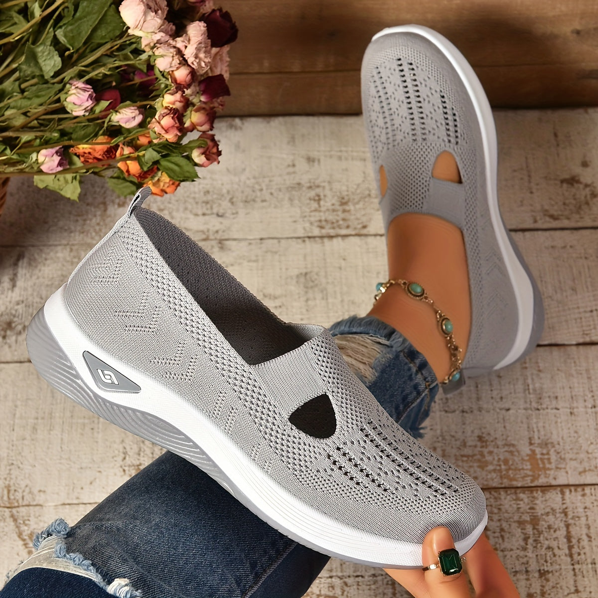 OrthoZen | Comfortable slip-on shoe with support