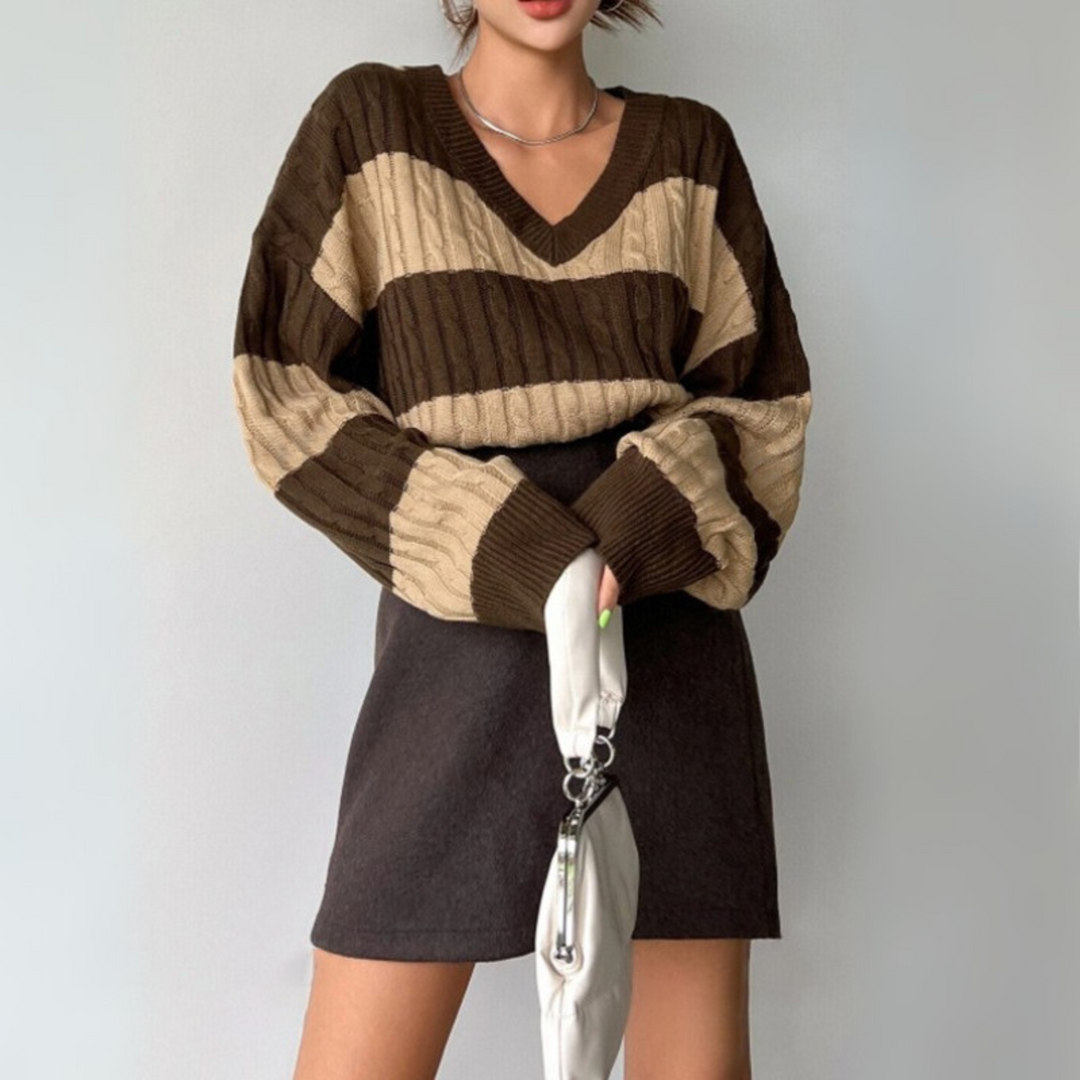 MORTA - Comfy V-Neck Long Sleeve Sweater