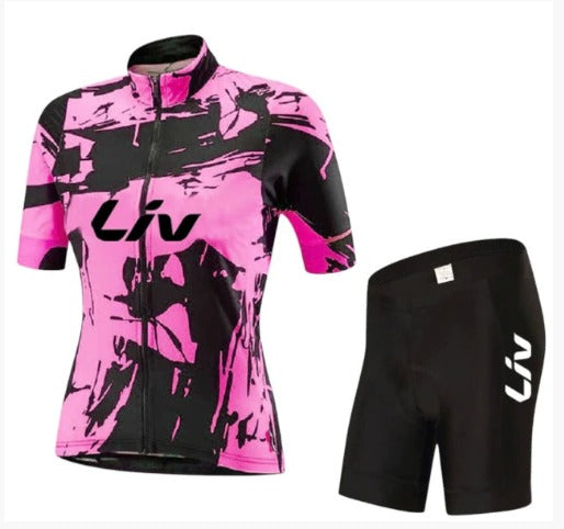 BORA cycling kit | Short-sleeve cycling jersey + bib shorts