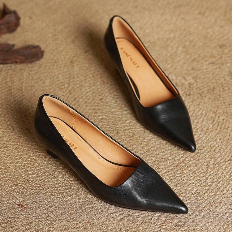 Sera Leather Heels | Top-Grain Cowhide, Elegant 4.5 cm Kitten Heel
