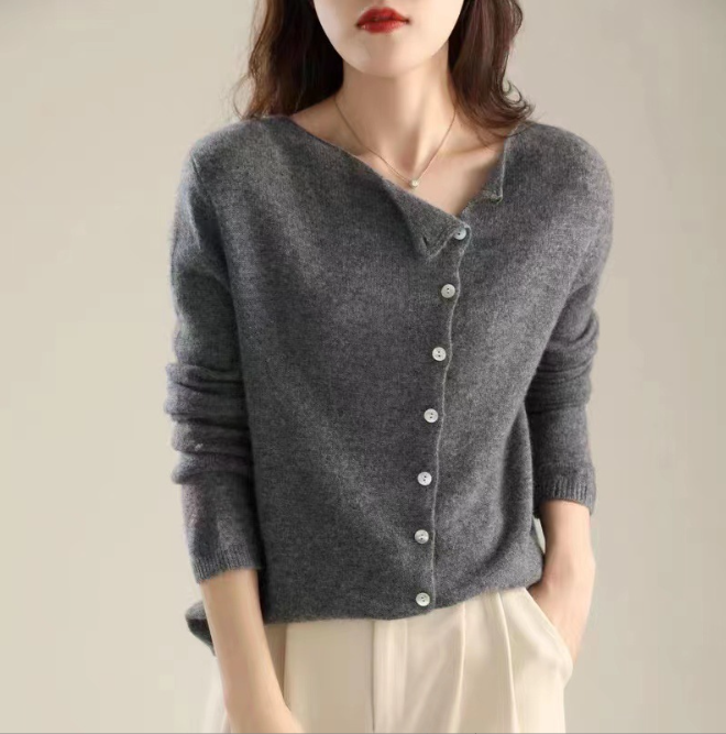 MOLLY - Button Front Cable Knit Sweater for Fall & Winter