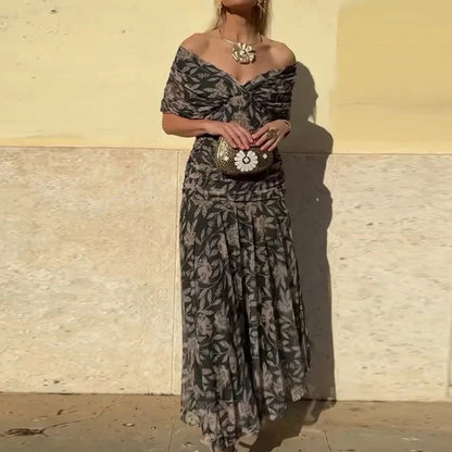 Luna - Elegant Dress With V-Neckline