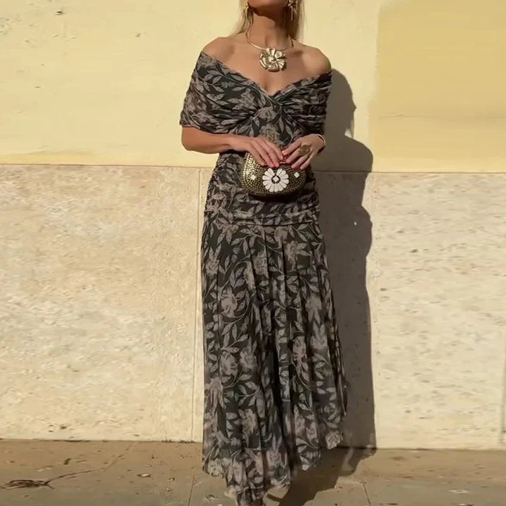 Luna - Elegant Dress With V-Neckline