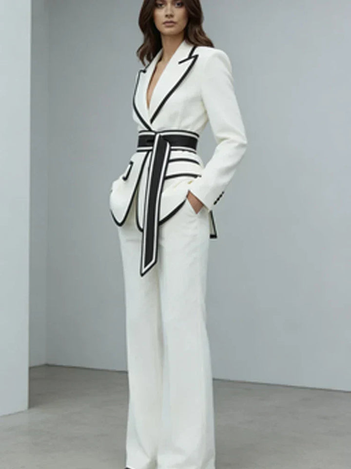 Giovanna – elegant outfit for women at the office