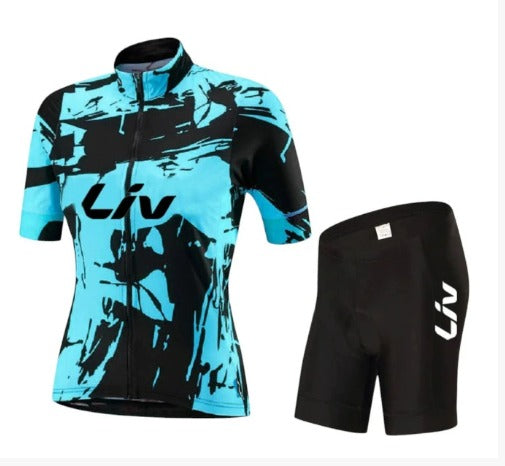 BORA cycling kit | Short-sleeve cycling jersey + bib shorts