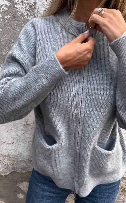 SARIA - Zip-Up Knit Cardigan
